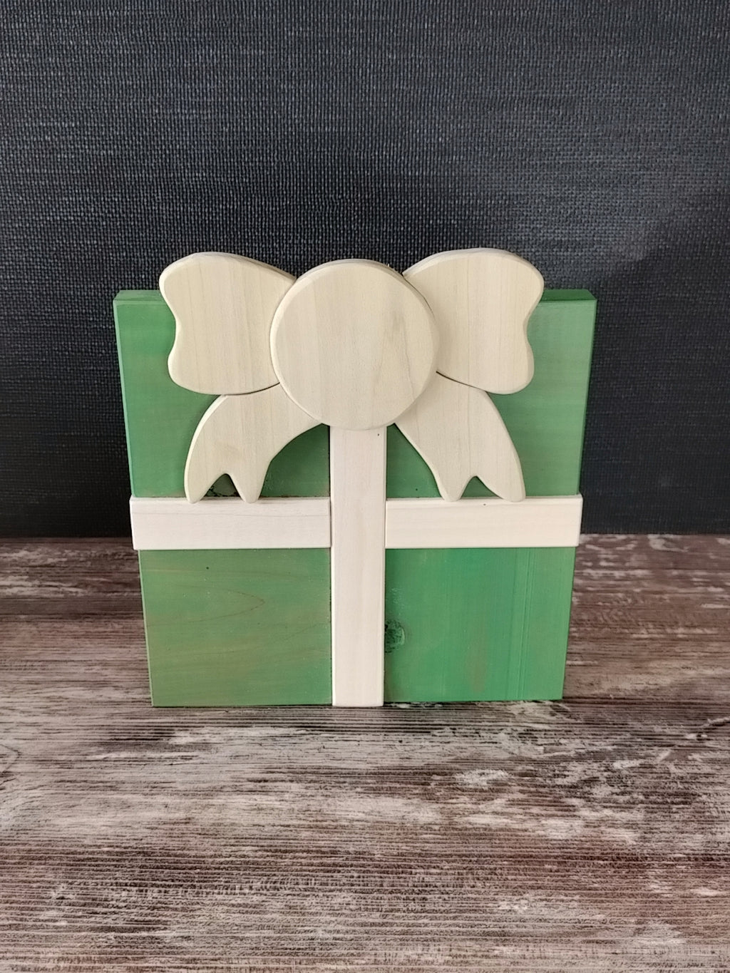 Wooden Christmas Present Decor