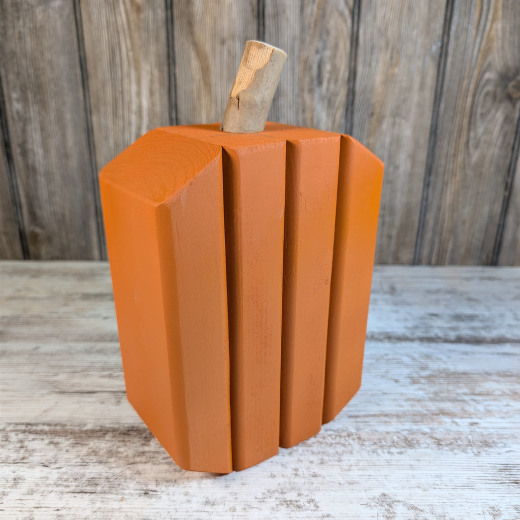 Small Rustic Pumpkin Chunkkin